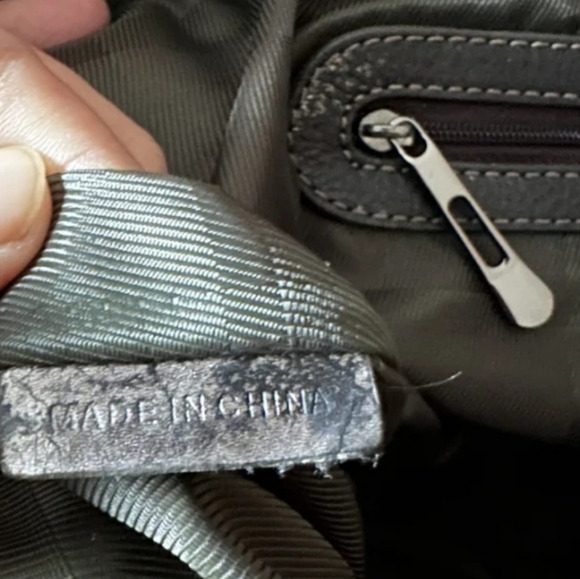 Burberry handbag authentic ❤️ - Picture 7 of 11